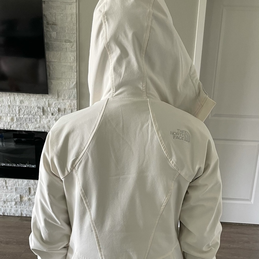 North face jacket - Picture 11 of 12